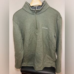 Columbia Men’s Sweater size Large